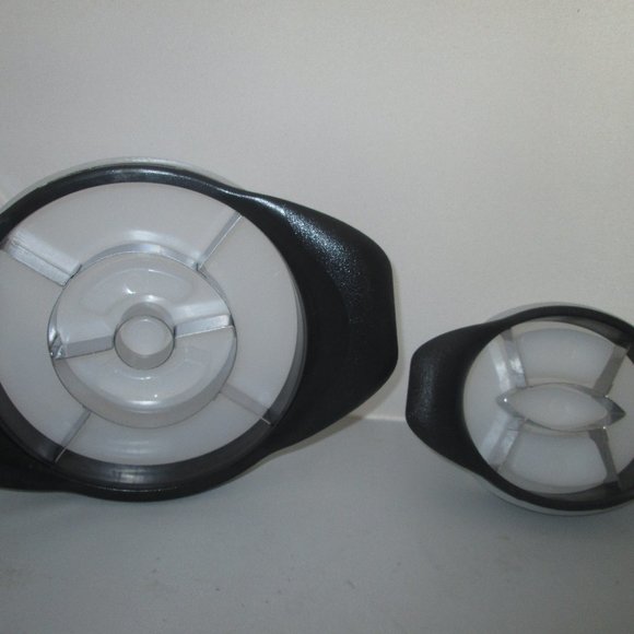 Pampered Chef Kitchen Pampered Chef Pineapple Cutter Mango Cutter